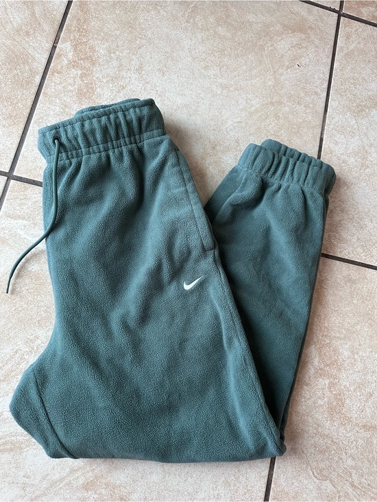 Nike Pants - Nike Therma Fit One Loose Fleece Pants with Swoosh